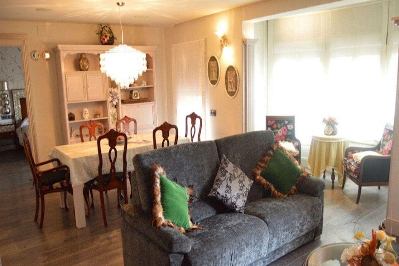Tarragona Suites Prat De La Riba Luaran gambar